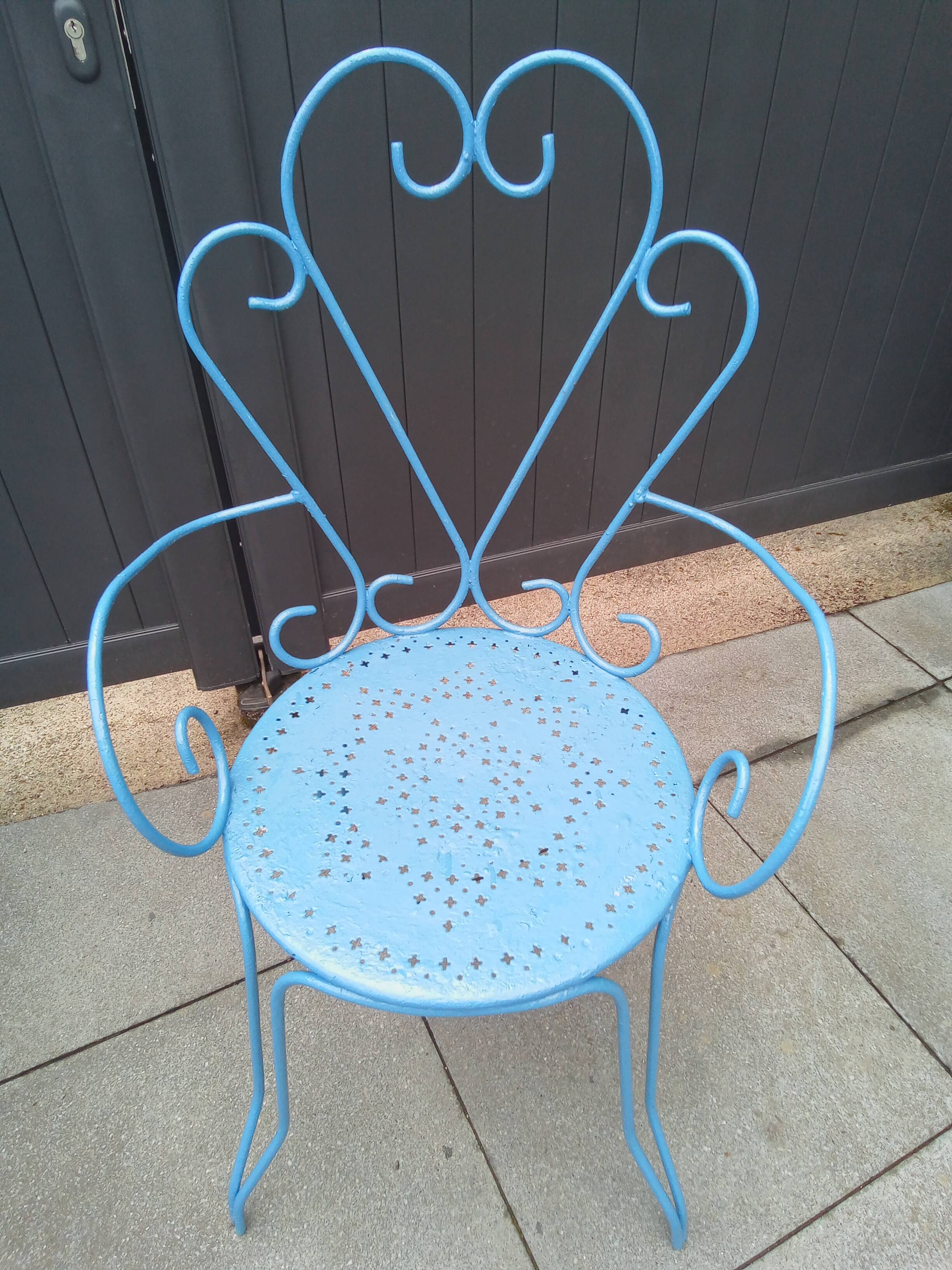 2 splendides chaises de jardin entièrement rénovées au goût du jour fer 1950