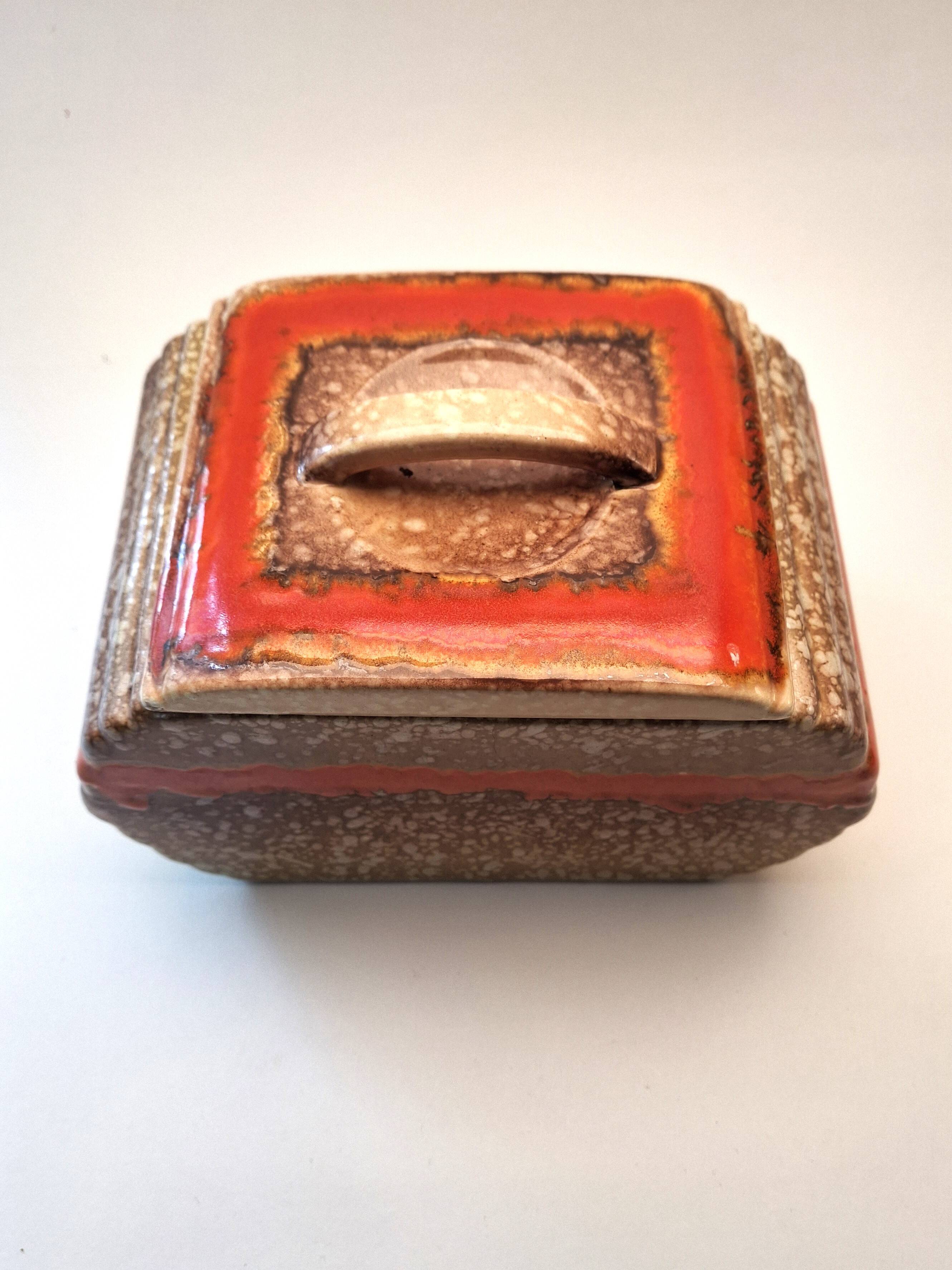 Vintage Art Deco Ceramic Cookie or Candy Jar (1930s)