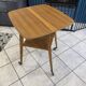 Table basse d’appoint scandinave en bois plateau pivotant vintage 50s