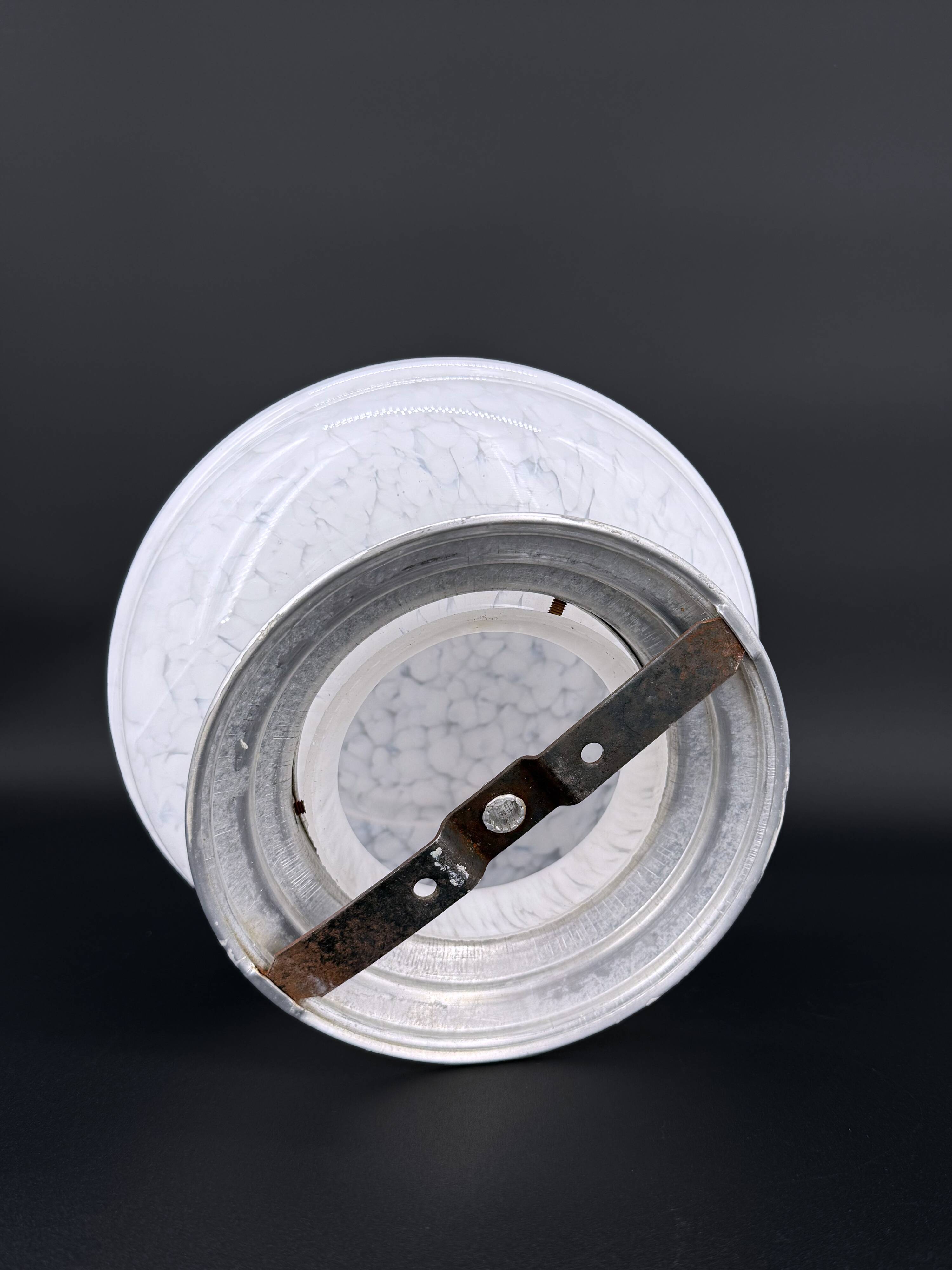 Plafonnier Art déco en verre moucheté blanc – France, années 30