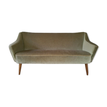 Green velvet sofa 50 60