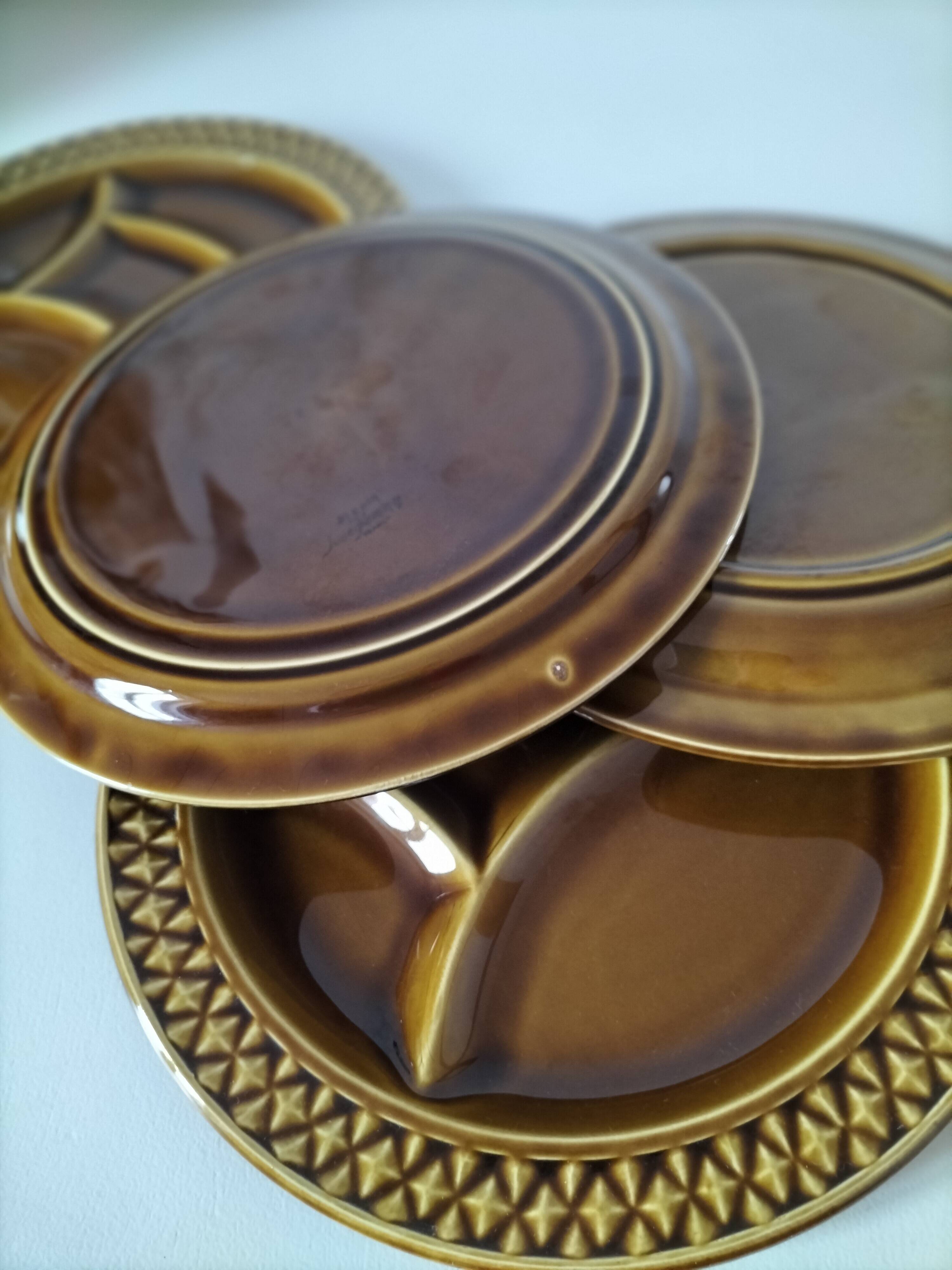Ensemble de 4 assiettes compartimentées Digoin Sarreguemines