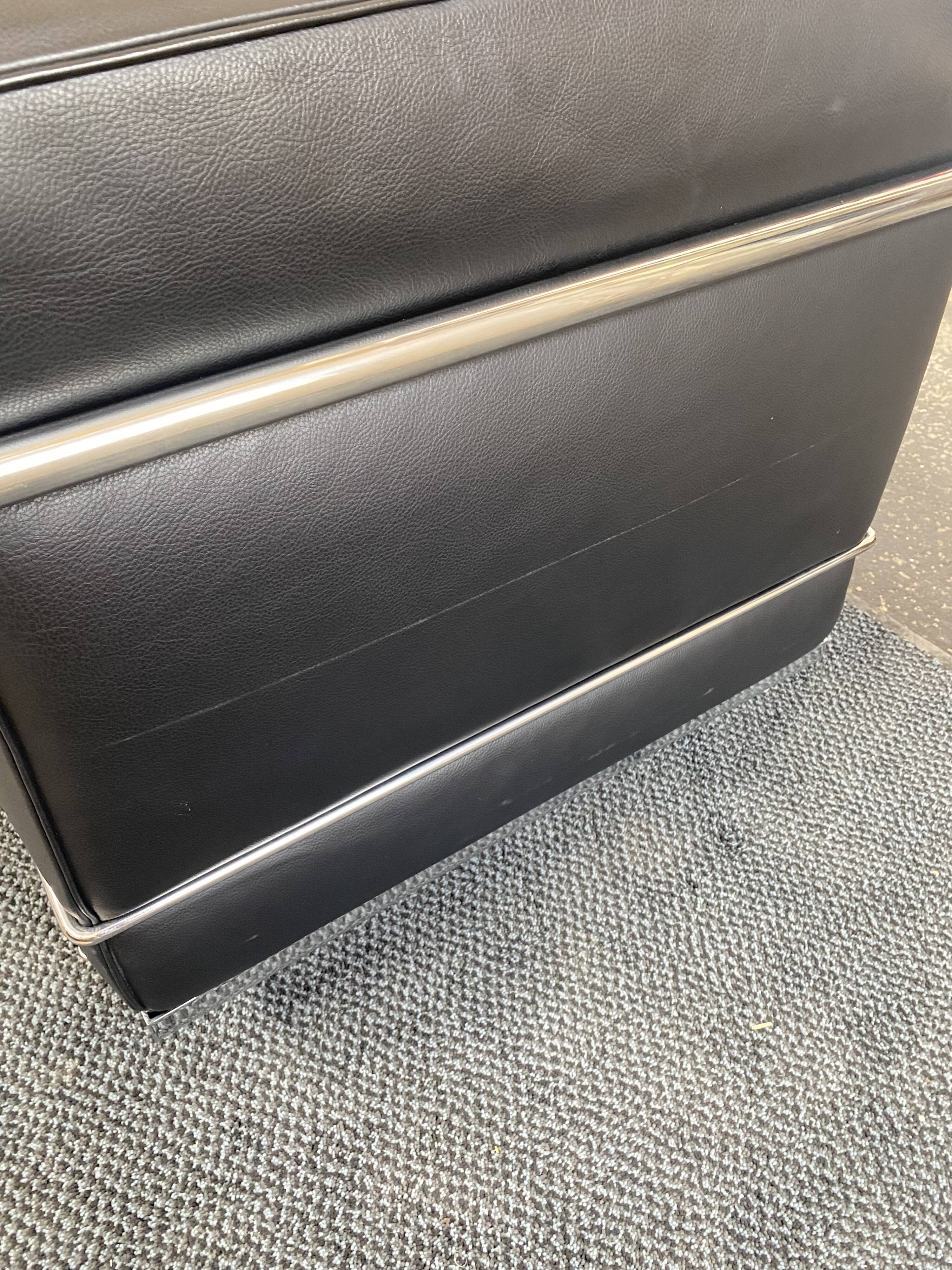 LC2 armchair by Le Corbusier, Pierre Jeanneret and Charlotte Perriand for Cassina