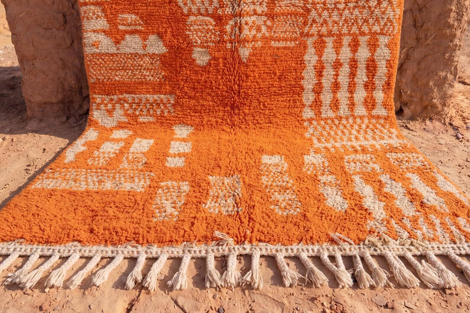 Luxury orange rug artisanal 200cm × 300cm