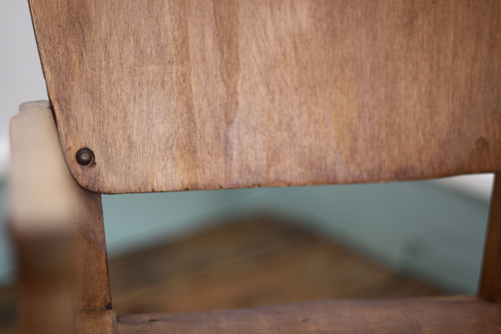 Fauteuil en bois pour enfant