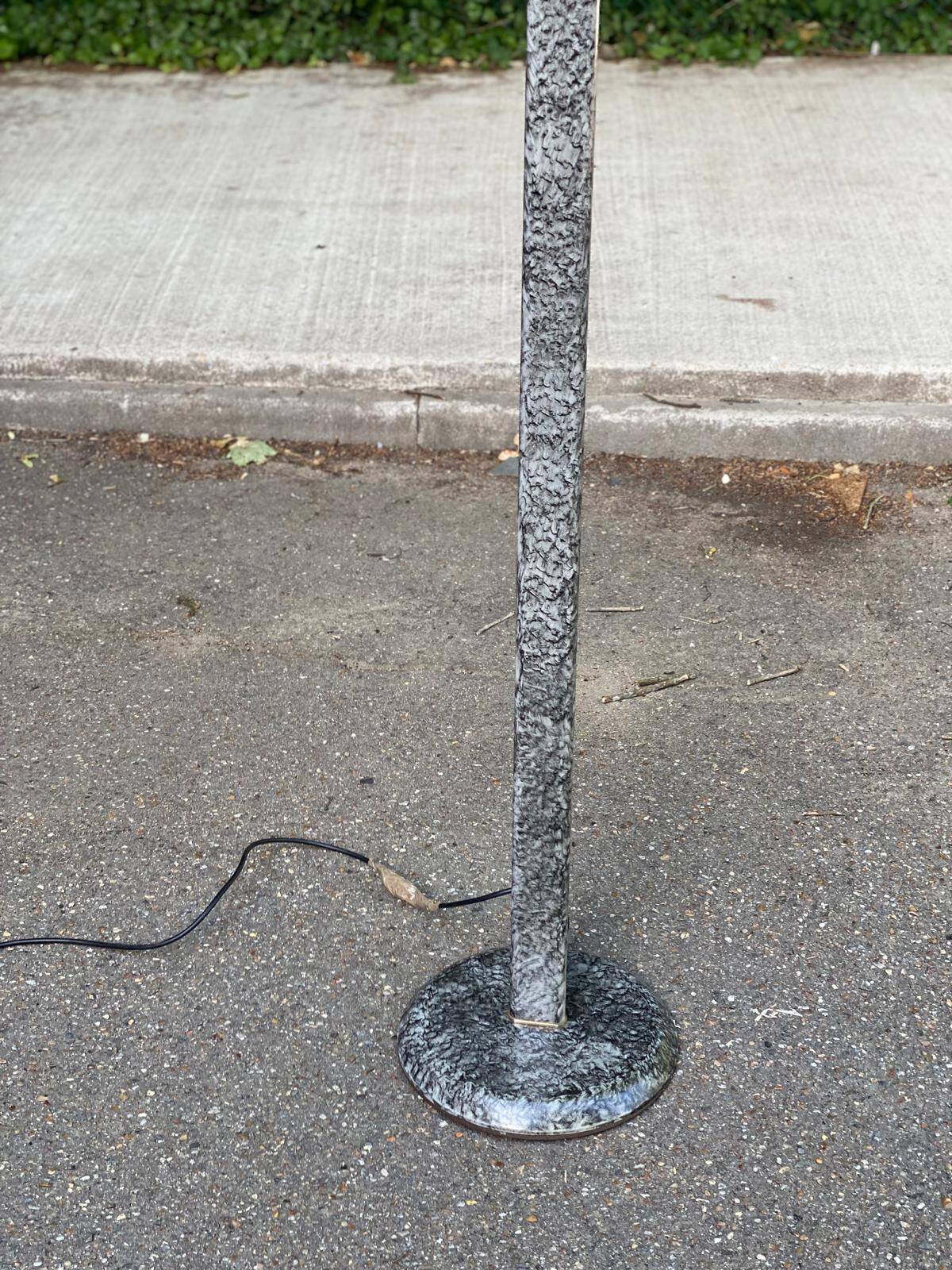 Lampadaire italien vintage effet marbre gris