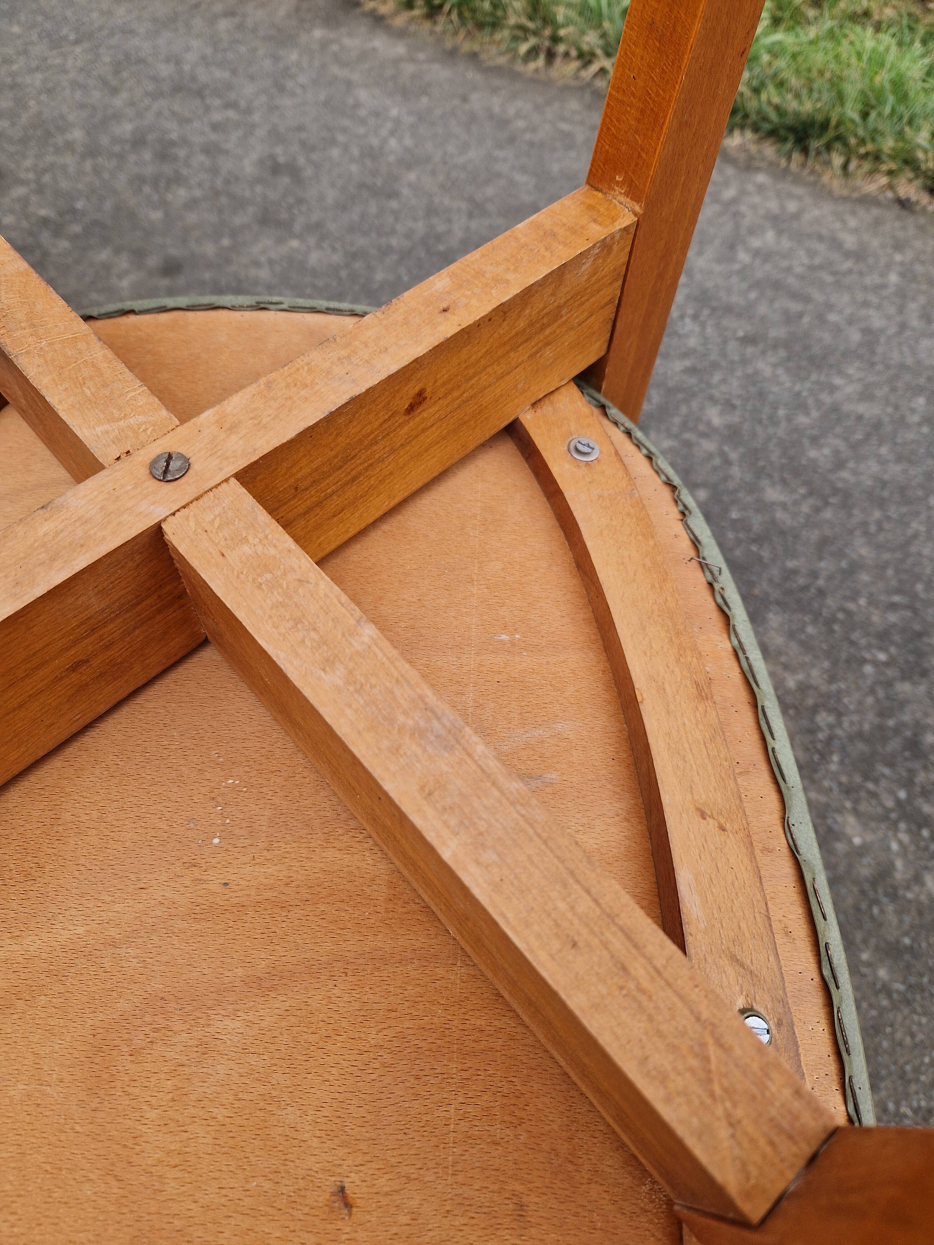 Set of 5 vintage Scandinavian style chairs