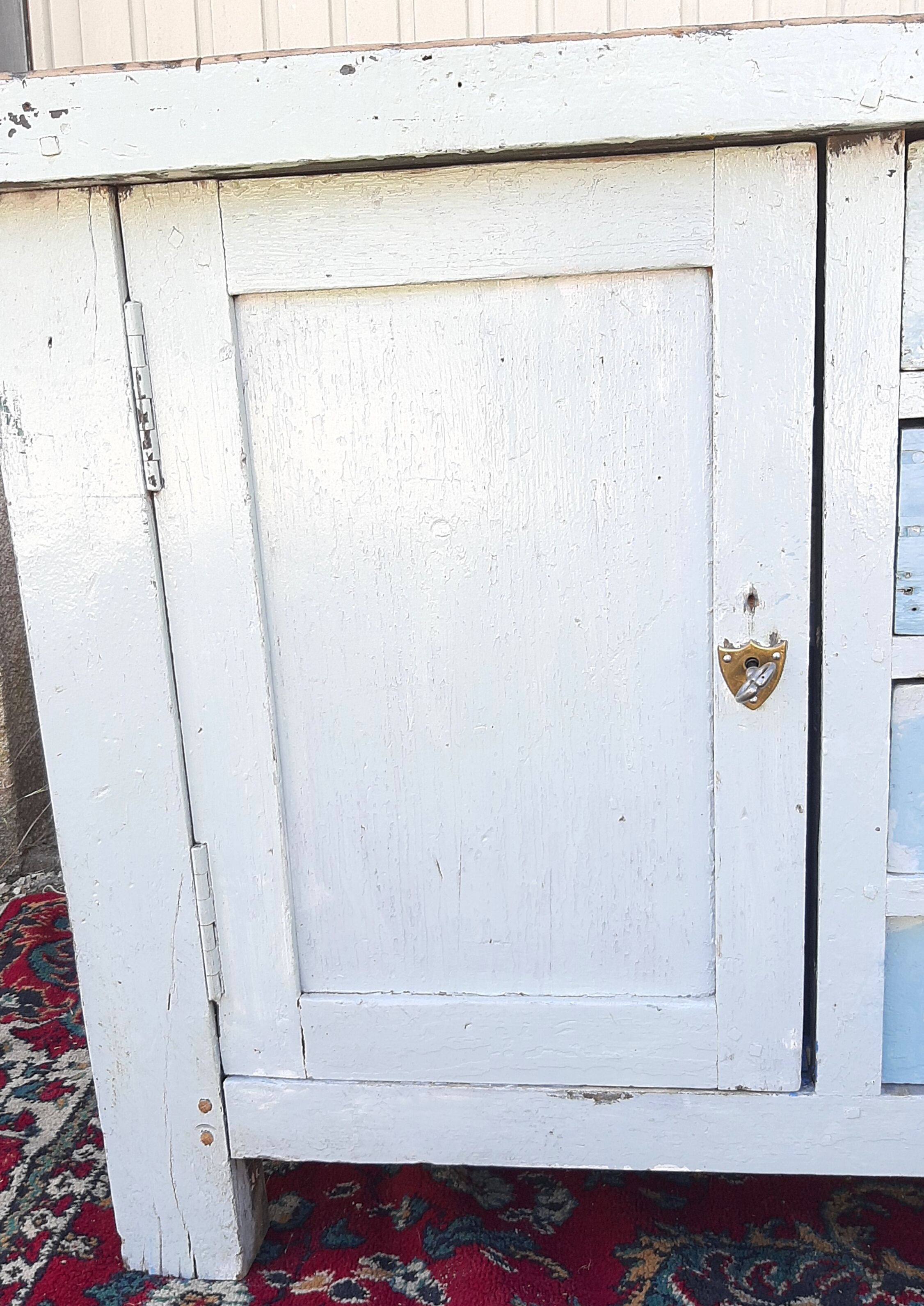Etabli bois 2 portes et 4 tiroirs