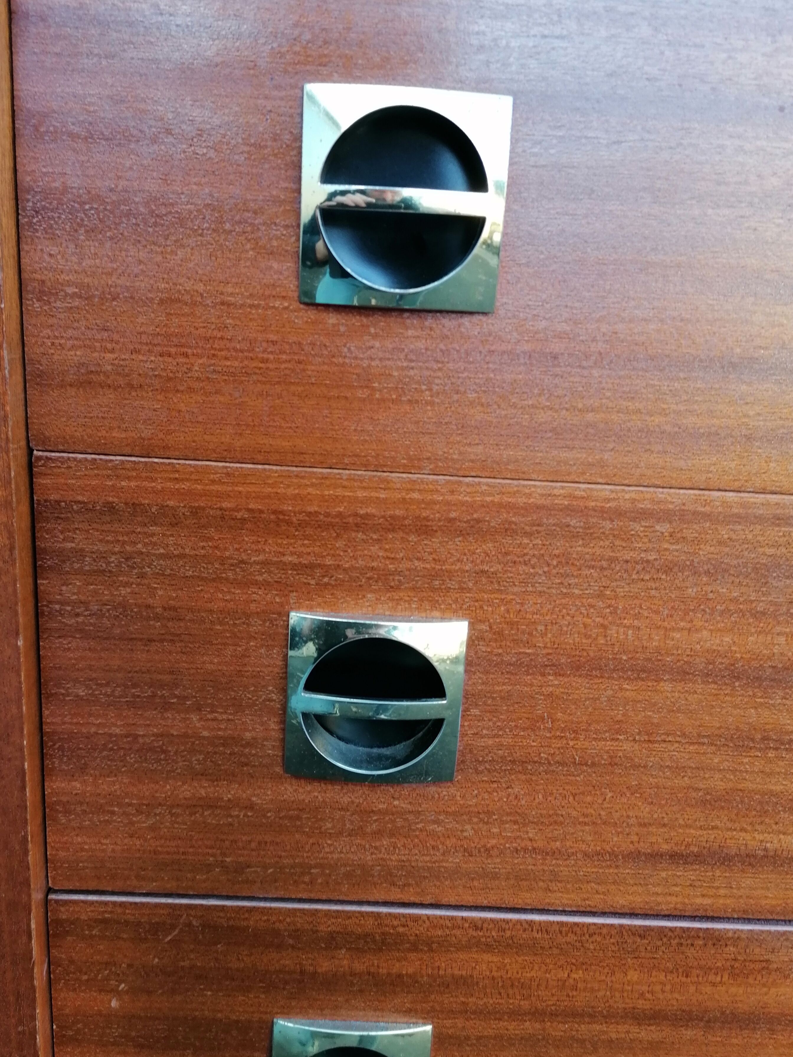 Vintage chest of drawers