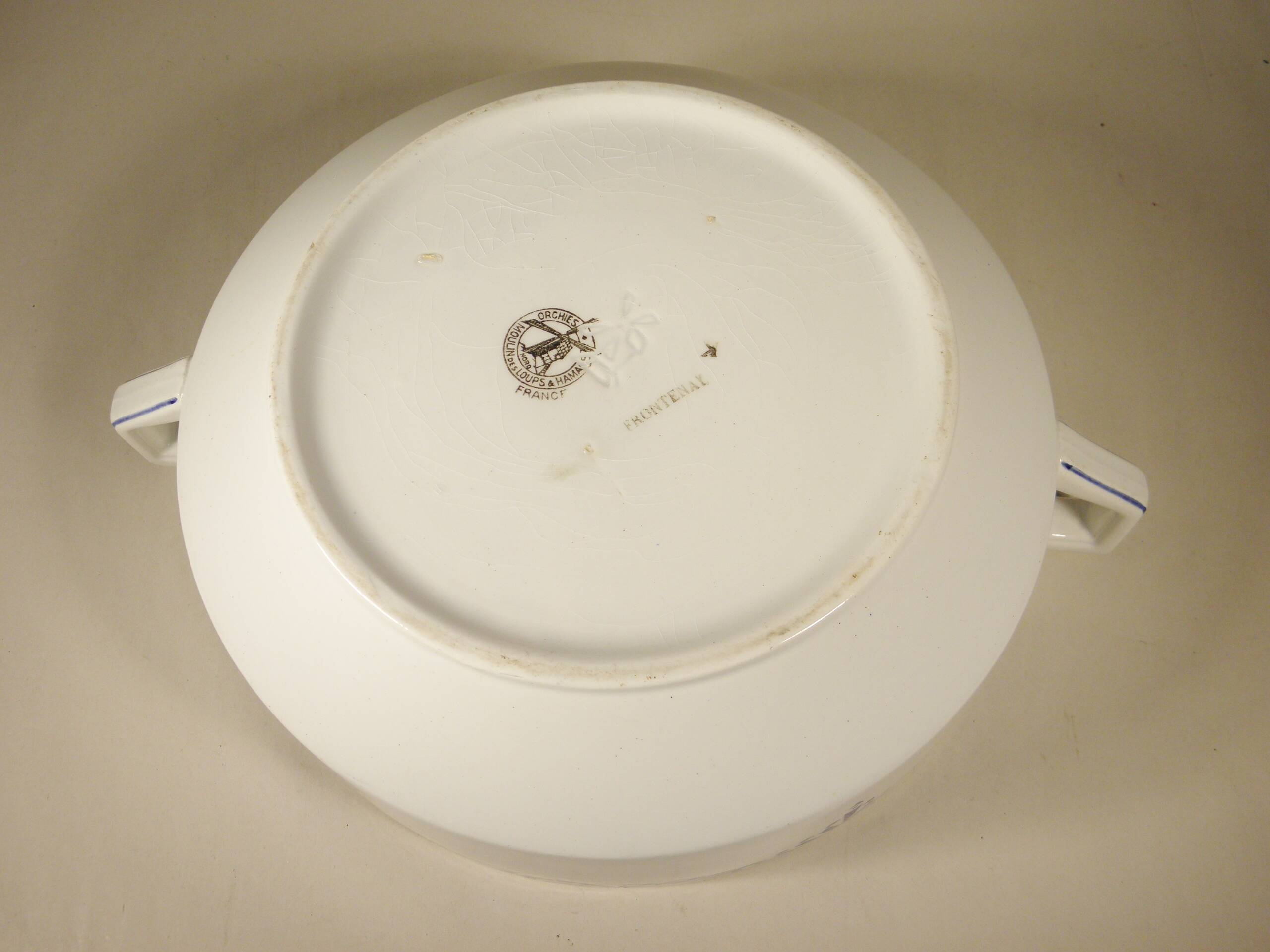 Art Deco bowl in Orchies earthenware