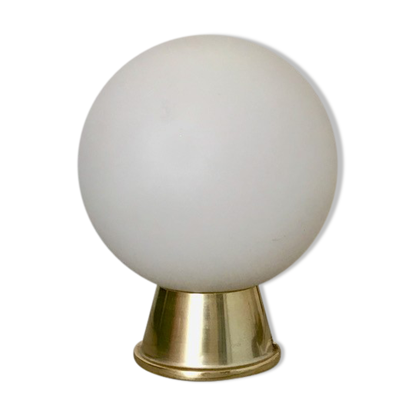 Opal globe table lamp