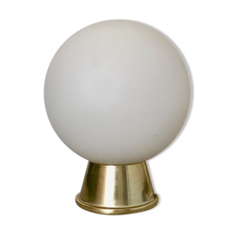 Opal globe table lamp