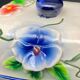 Beurrier en céramique à fleurs colorées