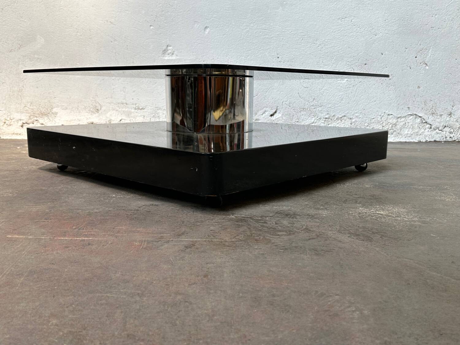 Table basse carrée design Marco Fantoni pour Tecno