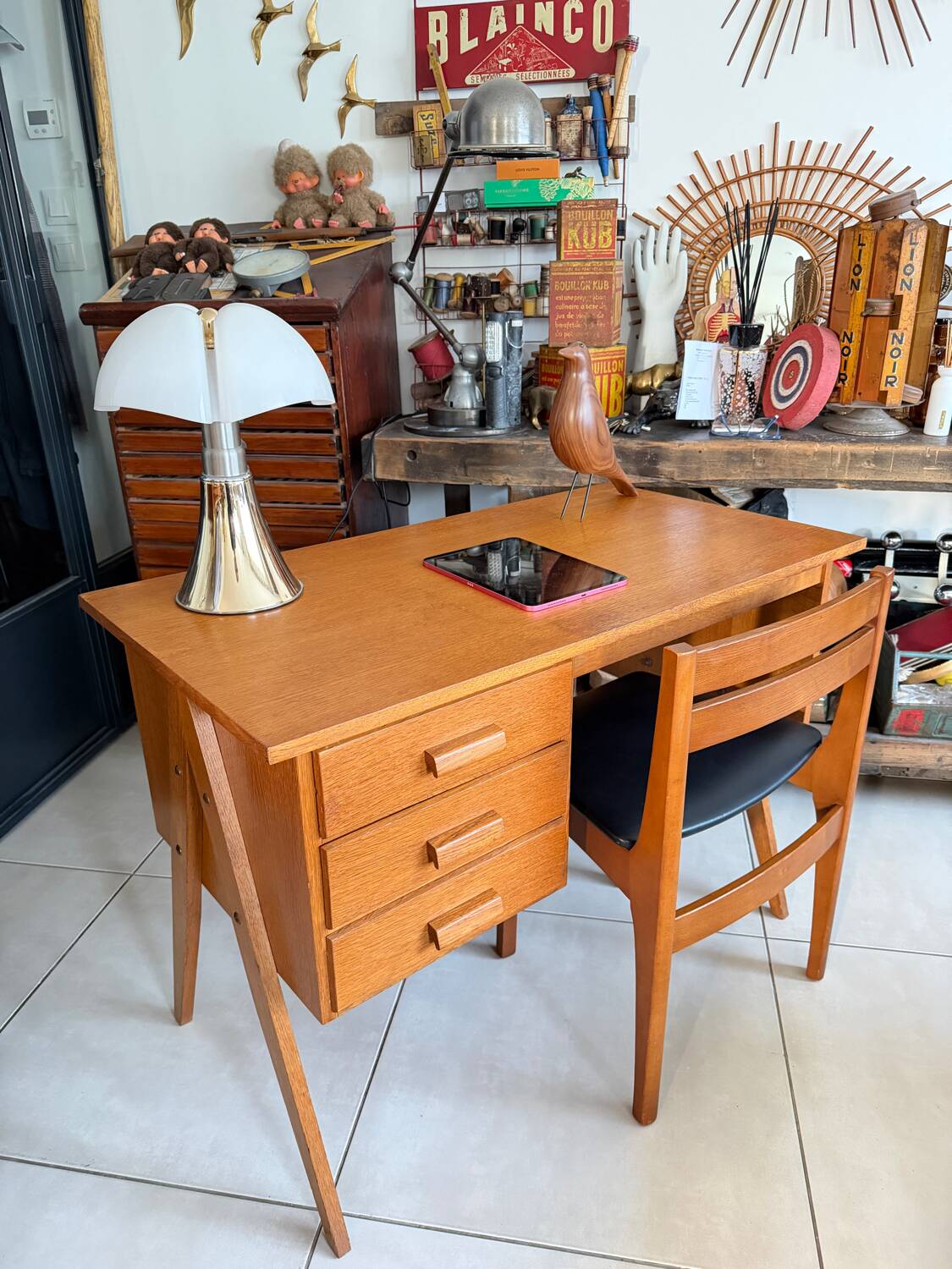 Vintage desk with tapered legs