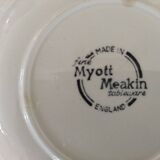 8 blue & white soup plates Broadhurst, Lunéville, Myott and Royal Sphinx Regout Maestricht