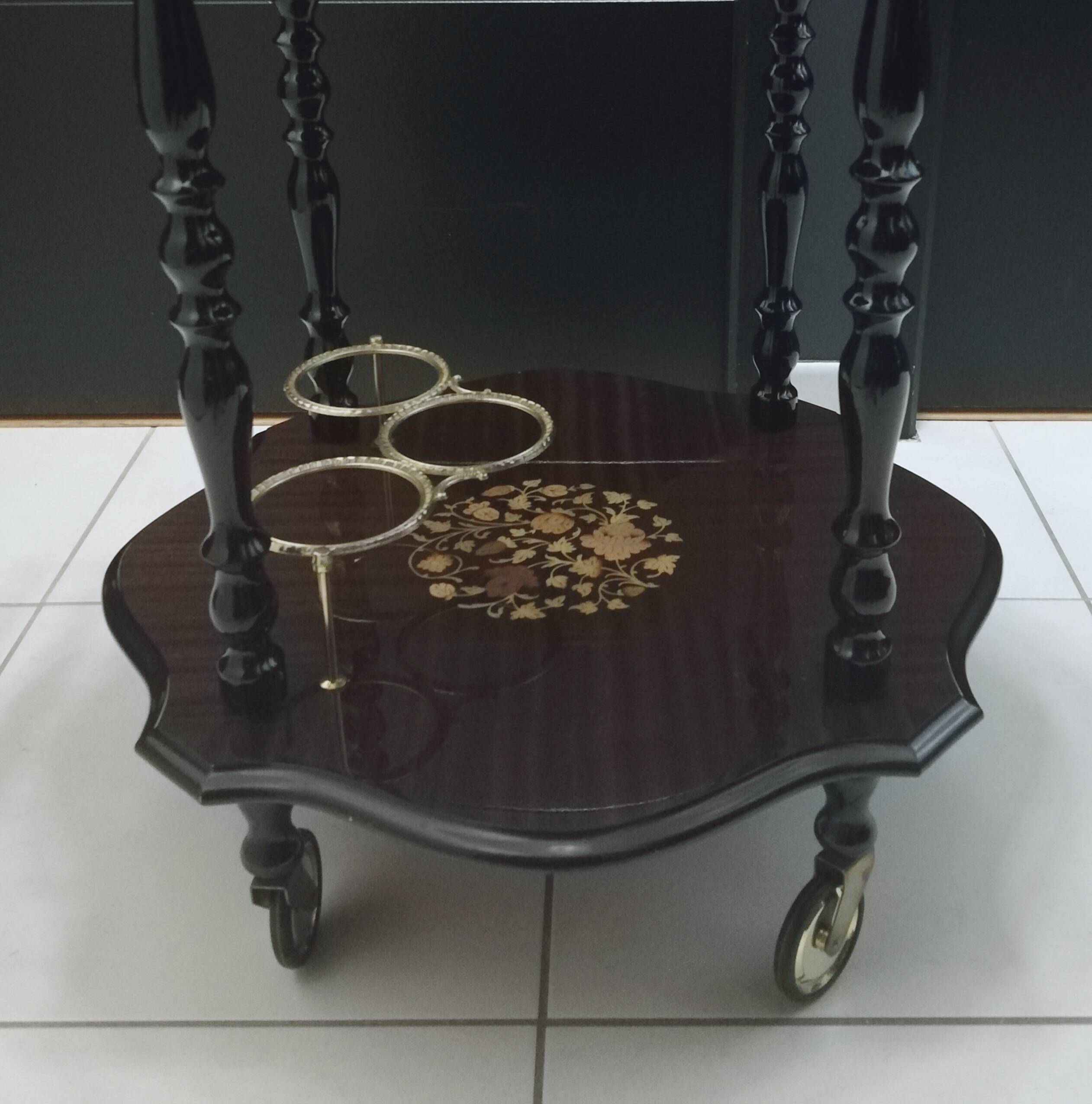 Marquetry trolley on wheels