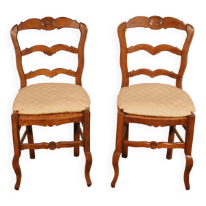 2 chaises en chêne et