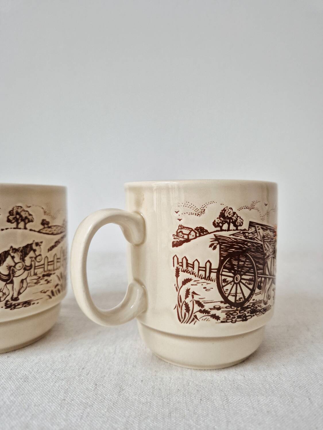 Set of 2 vintage stoneware mugs "English Countryside" - KilnCraft England