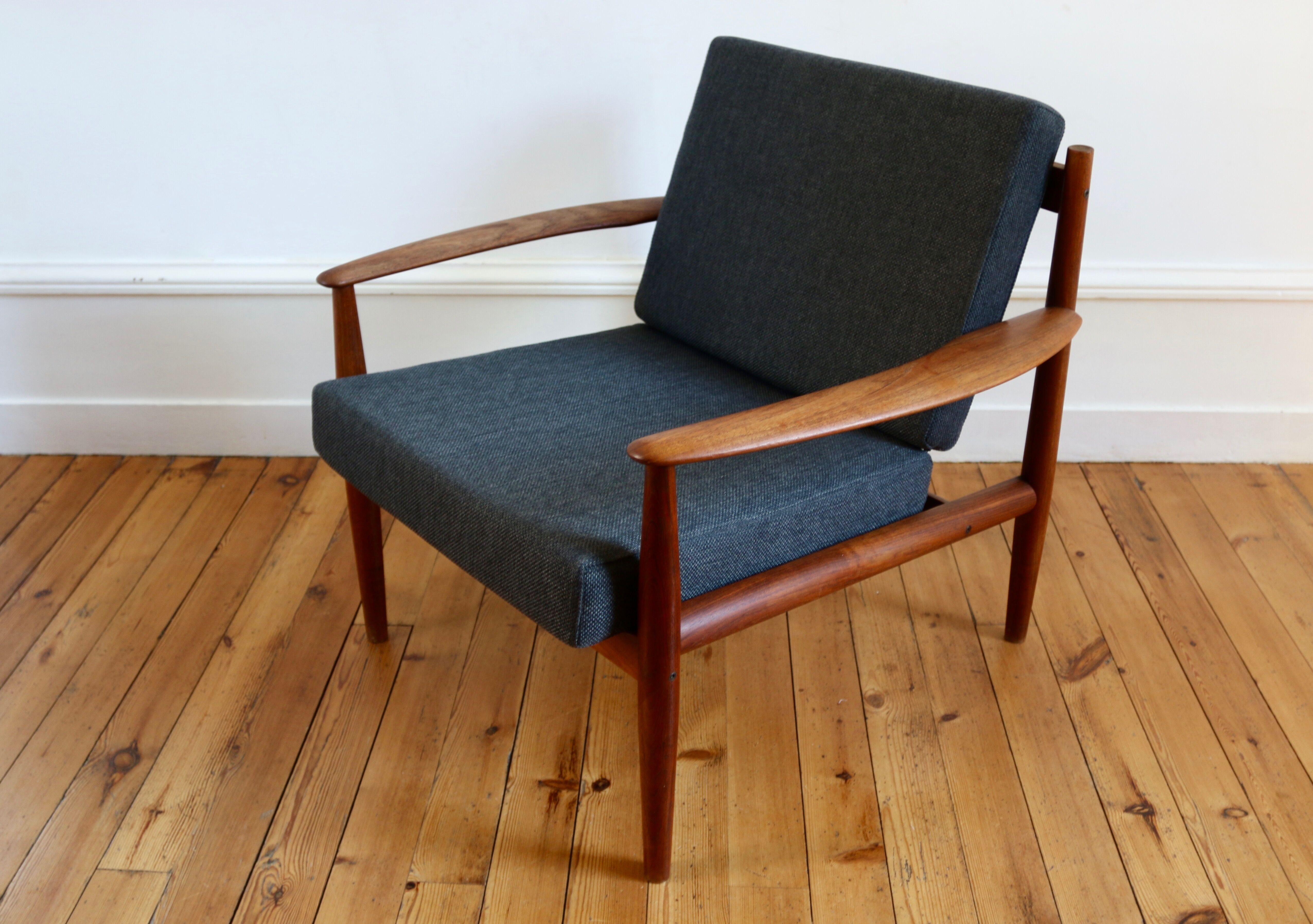 Scandinavian armchair Grete Jalk teak