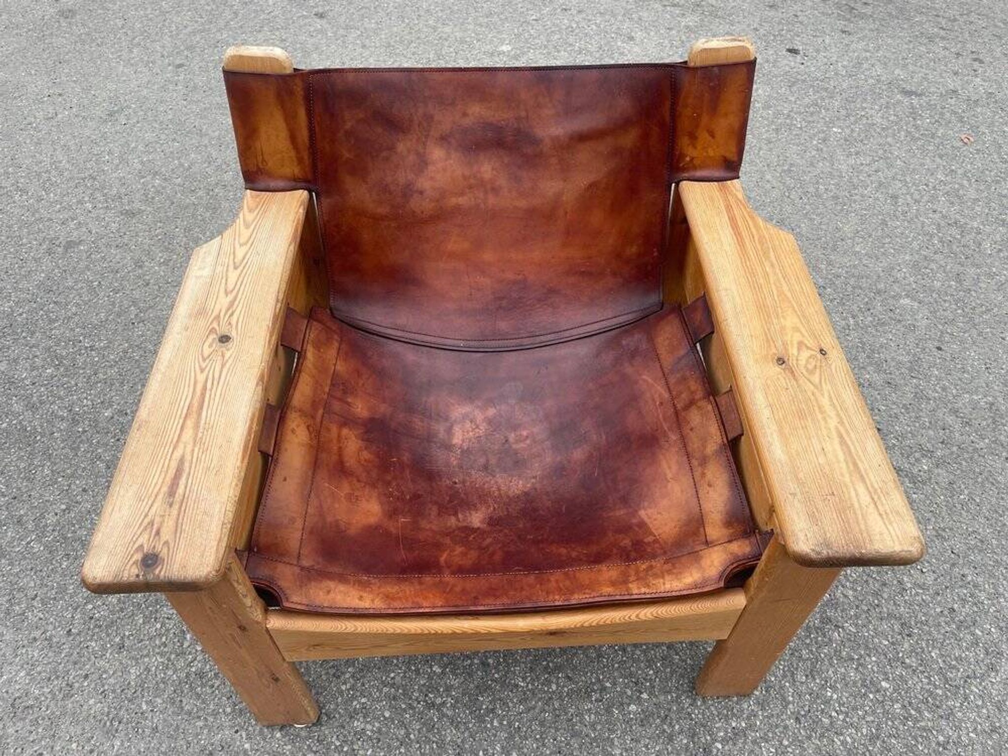 Safari chair in pine and leather, first edition attributed to Karin Mobring, 1970s