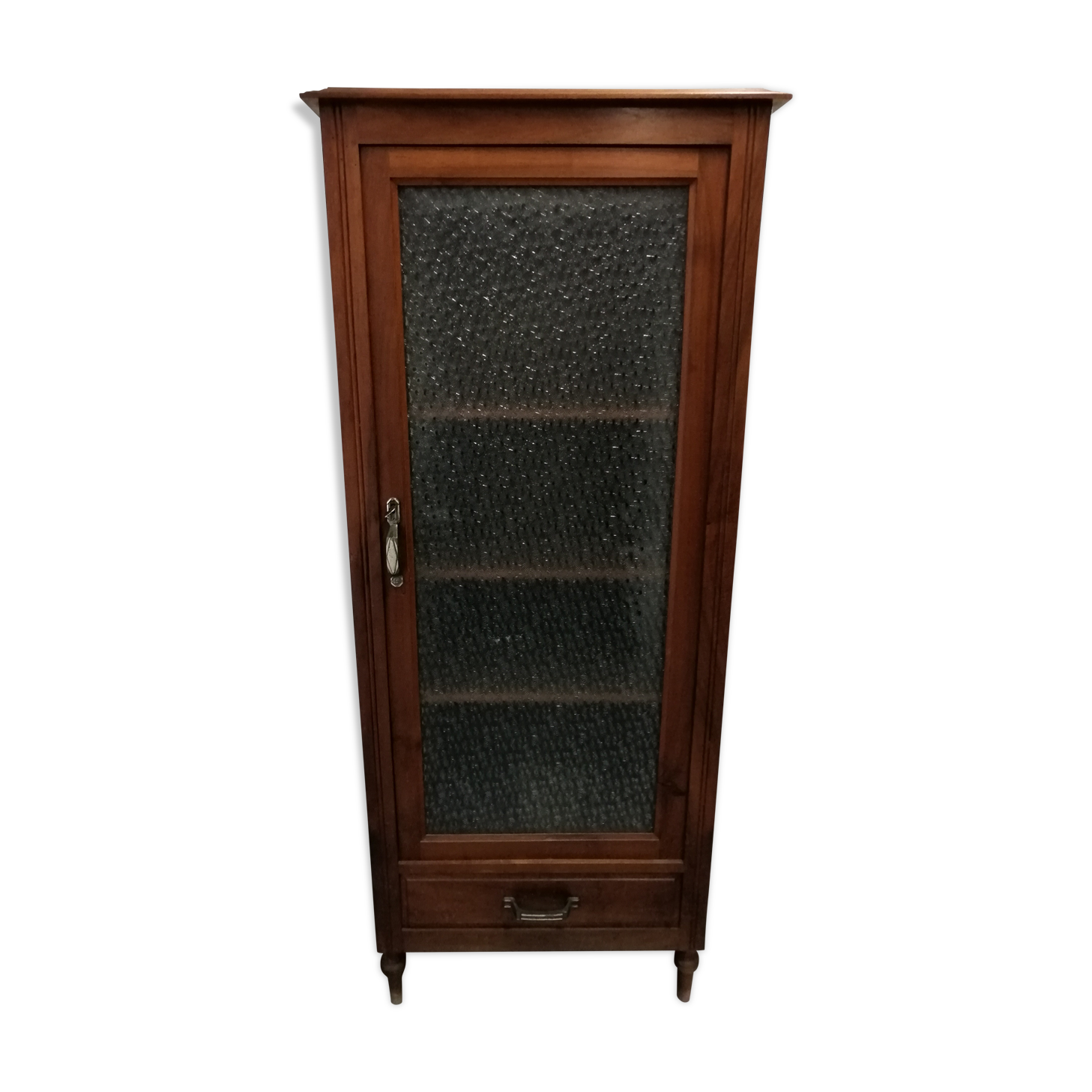 Showcase / glazed furniture