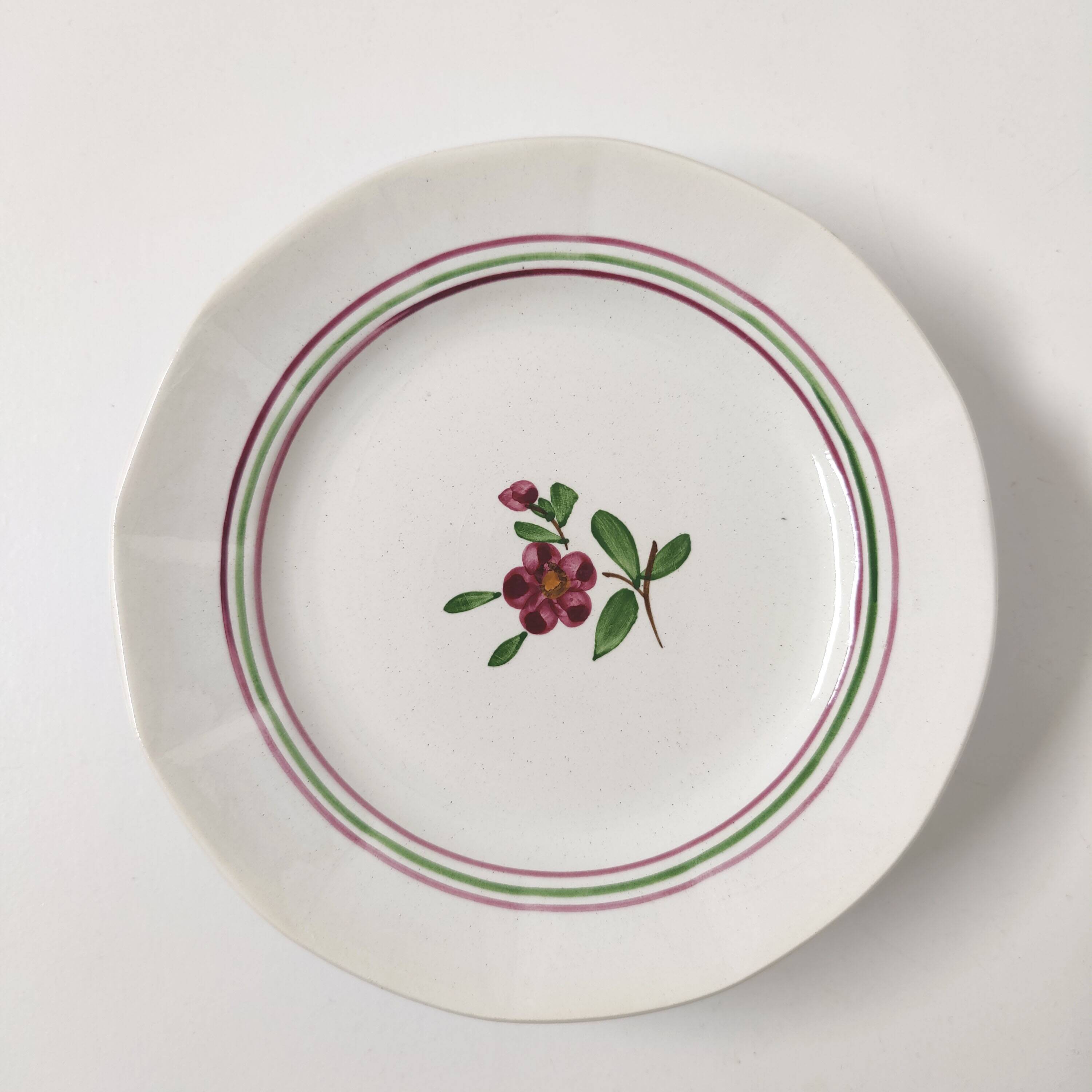 6 Sarreguemines earthenware dessert plate with flowers, Armelle model