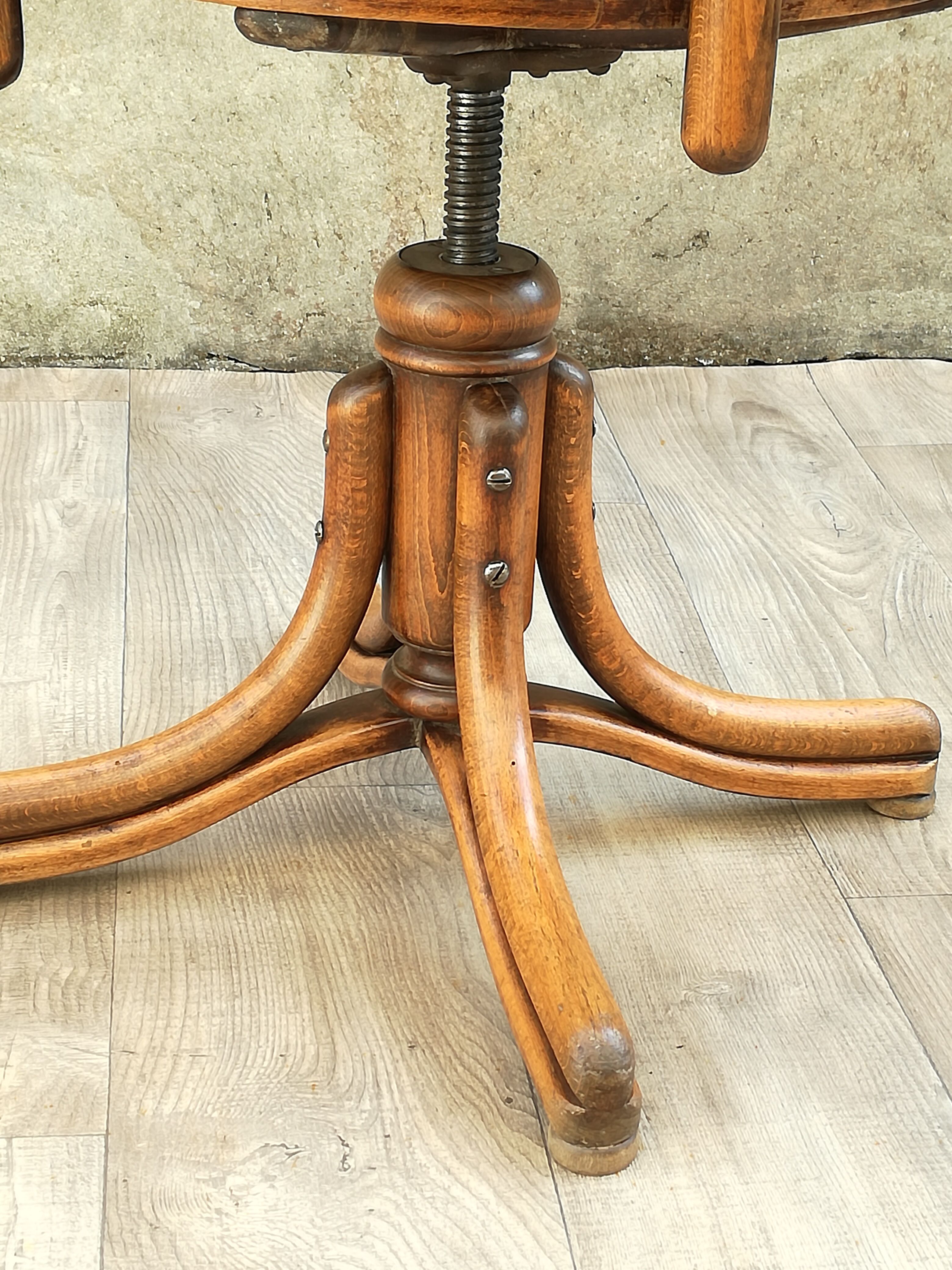 Thonet armchair