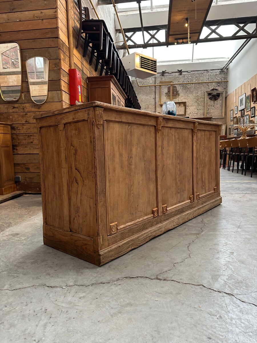 Trading counter early 20th century