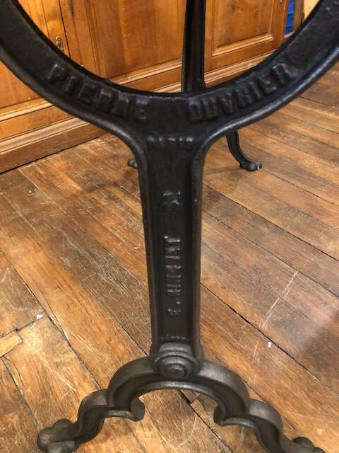 Pierre Ouvier bistro table
