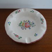 KG Lunéville earthenware ashtray with flower motifs Ø 18.5 cm