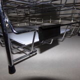3 baskets mail metal bunk