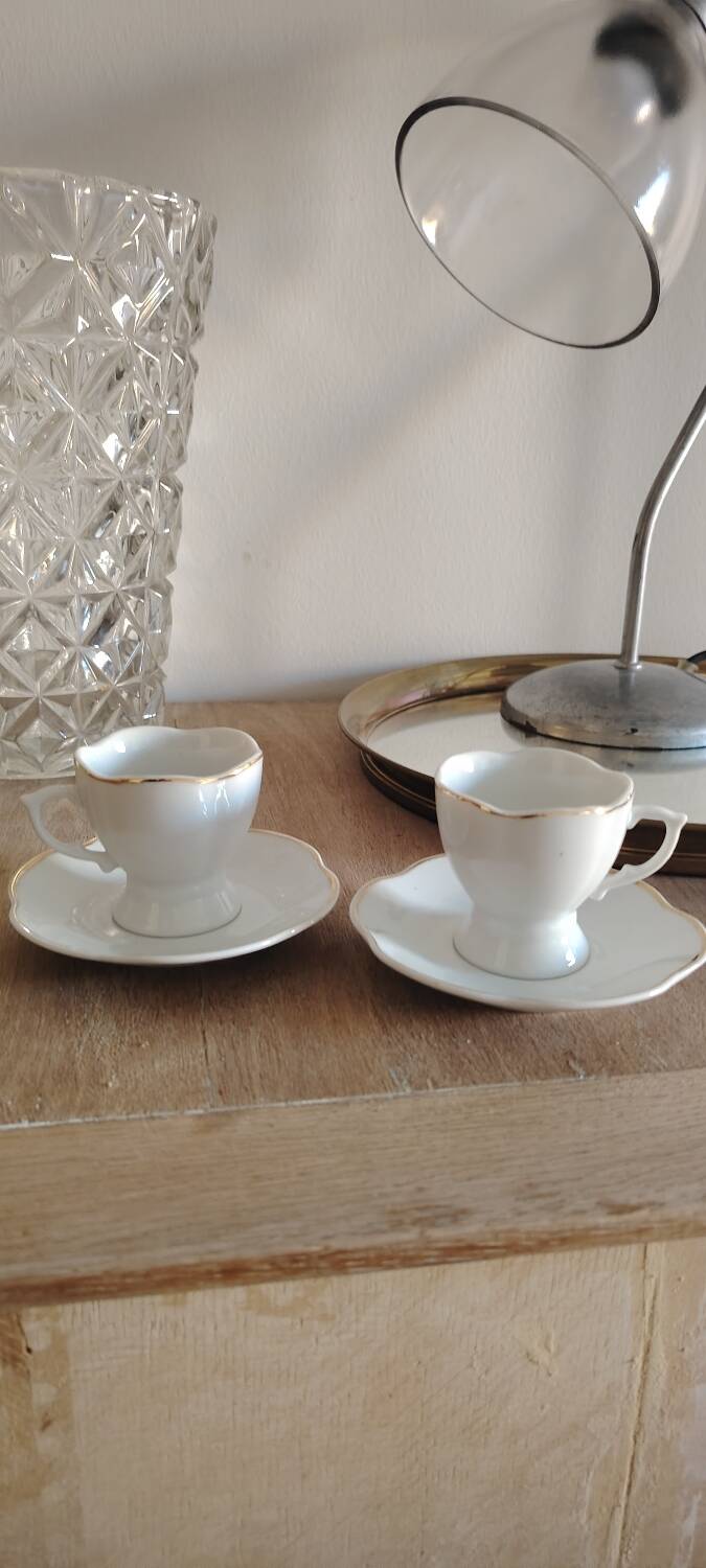 Vintage duo of cups