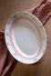 Plat ovale en porcelaine « Jeanne »