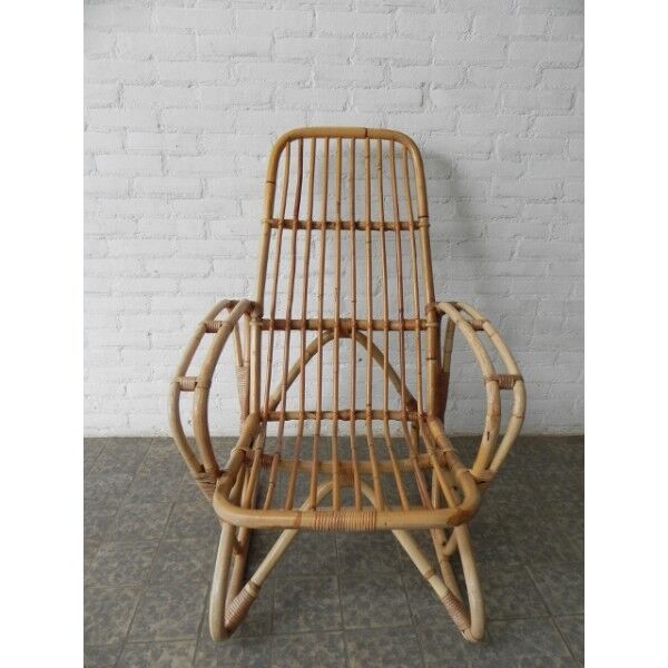 Fauteuil à bascule en rotin