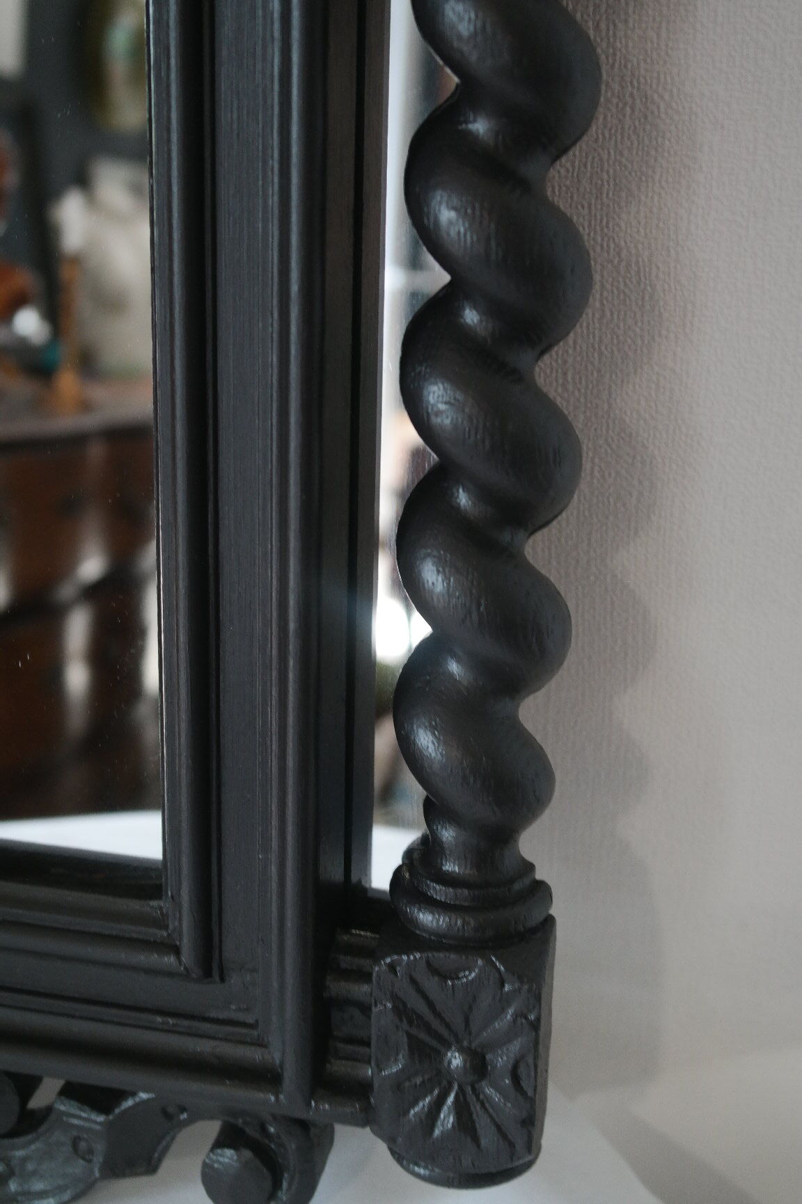 Mirror Louis XIII black wood 38 X 60