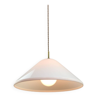 Suspension Elpis de Luigi Massoni pour Guzzini en plexiglas et laiton, années 1970