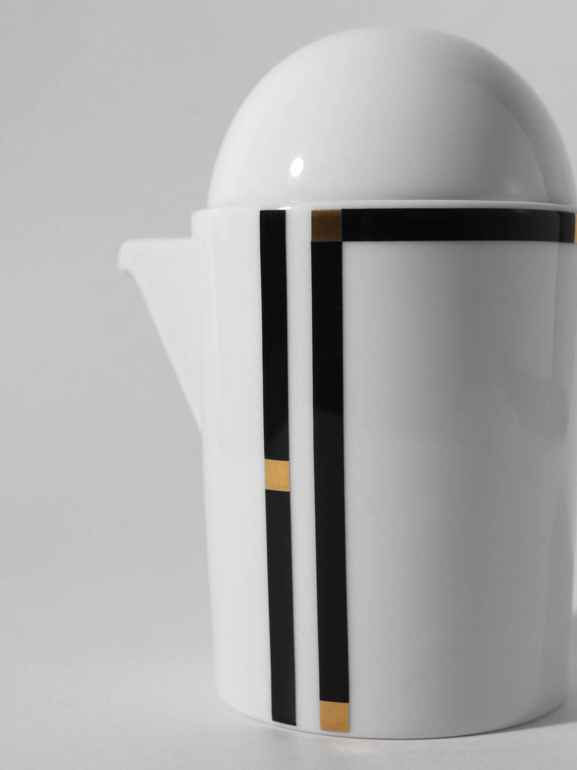 Mario Bellini "Cupola" Porcelain Creamer, For Rosenthal, 1980s