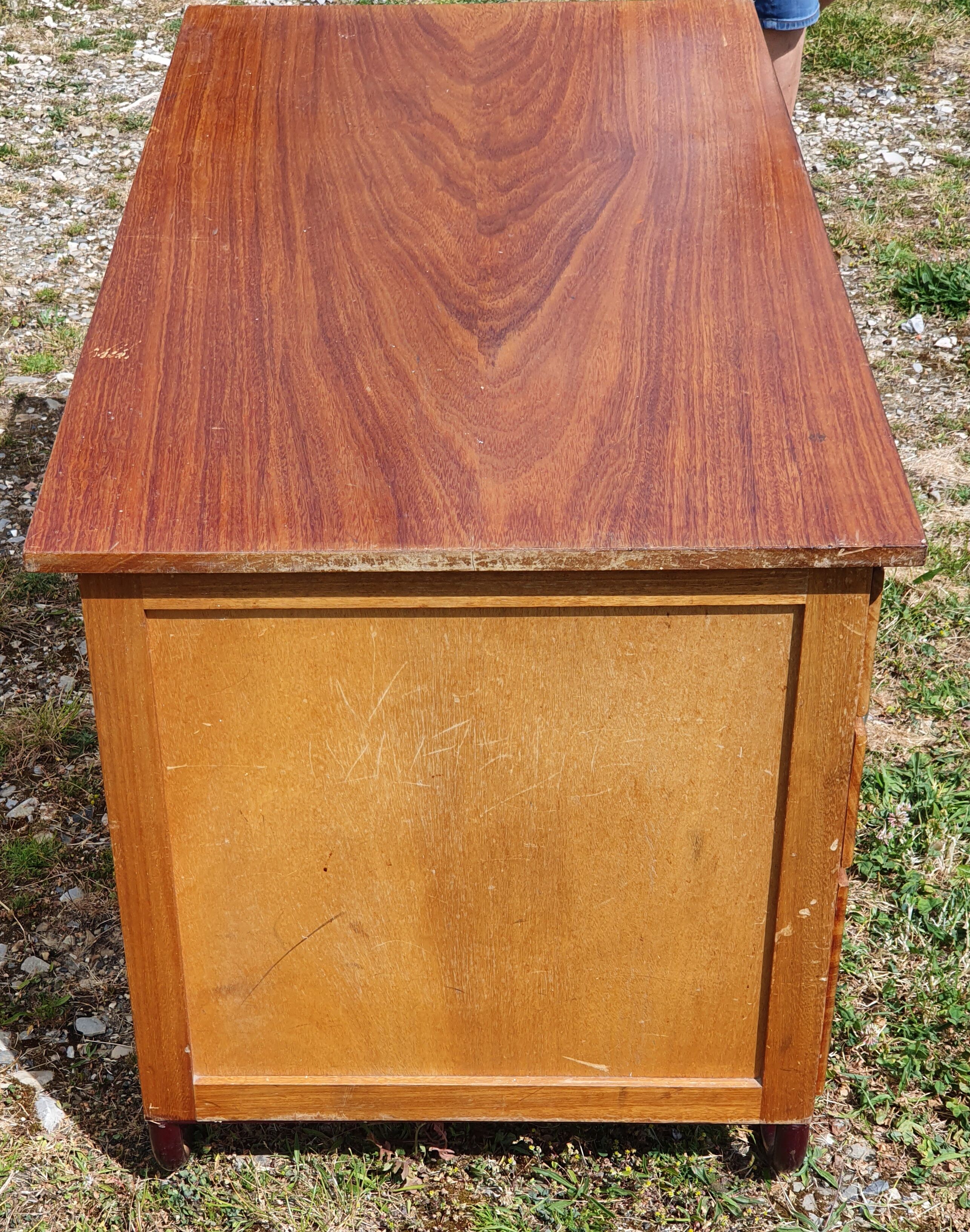 Bureau vintage piètement en tube et bois