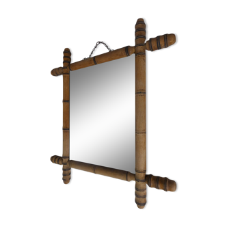 Ancien miroir en bois tourné