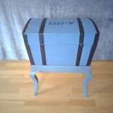 Old swedish folkart chest.