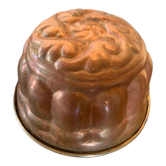 Copper cake mold nineteenth century