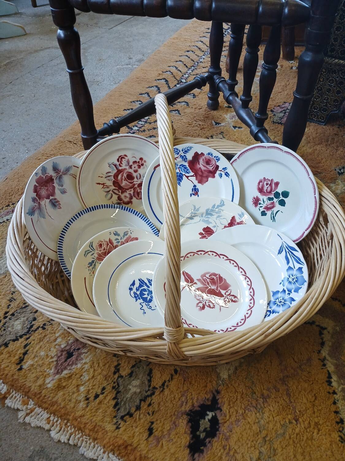 10 assiettes plates anciennes dépareillées