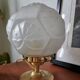 Lampe à poser globe art déco en verre dépoli