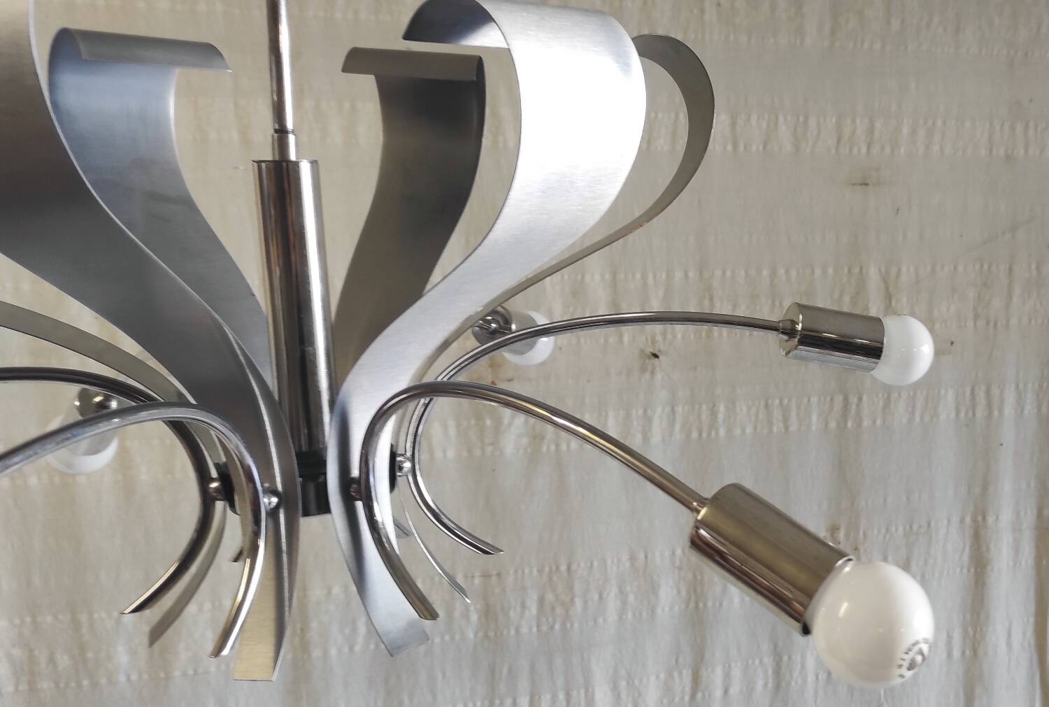 Space-Age chandelier with 6 lights in chrome and brushed metal - 1970s