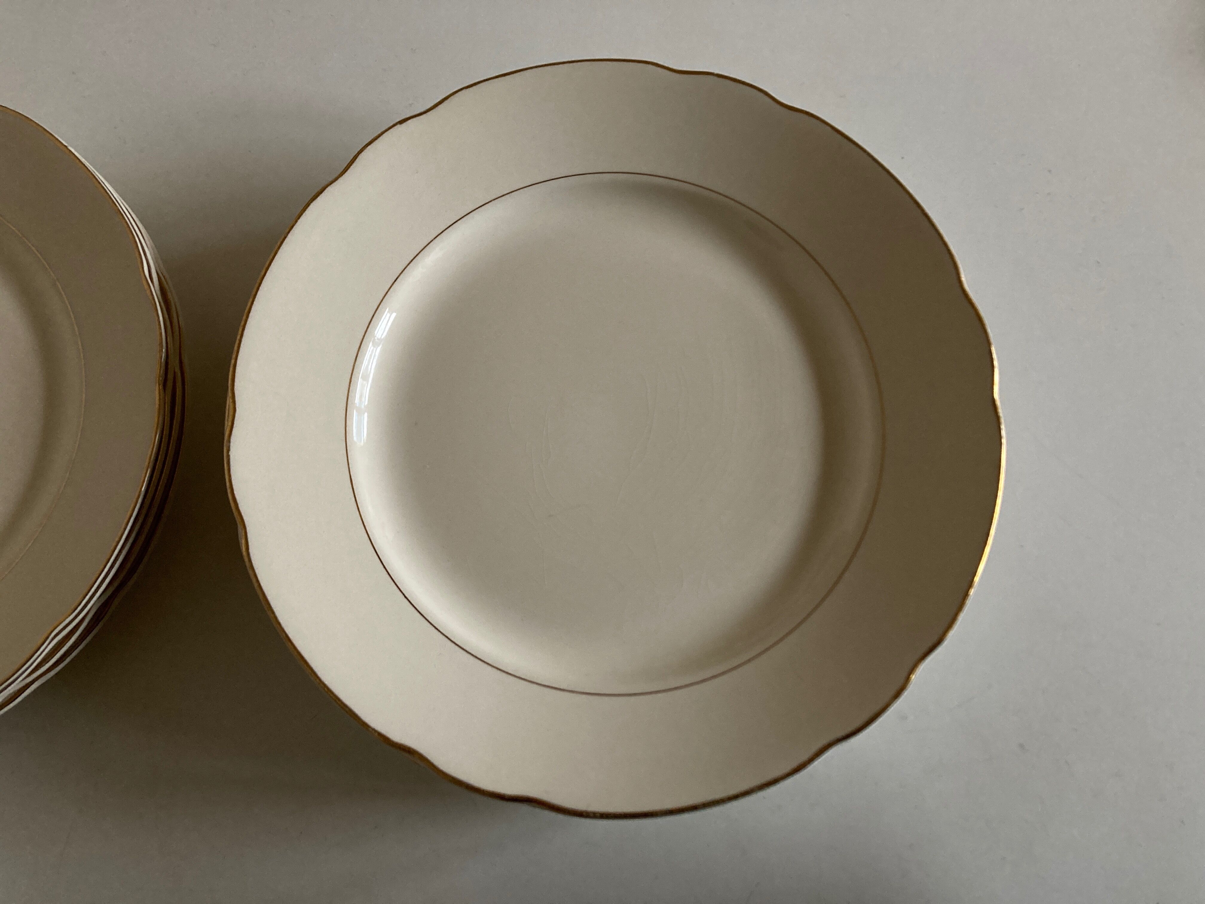Set of 10 plates 1960 Villeroy & Boch ivory faience with gadroons