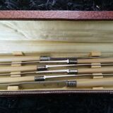 Box of 6 knives with steel blades and horn handles - "Mure"