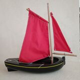 Bateau en bois tirot