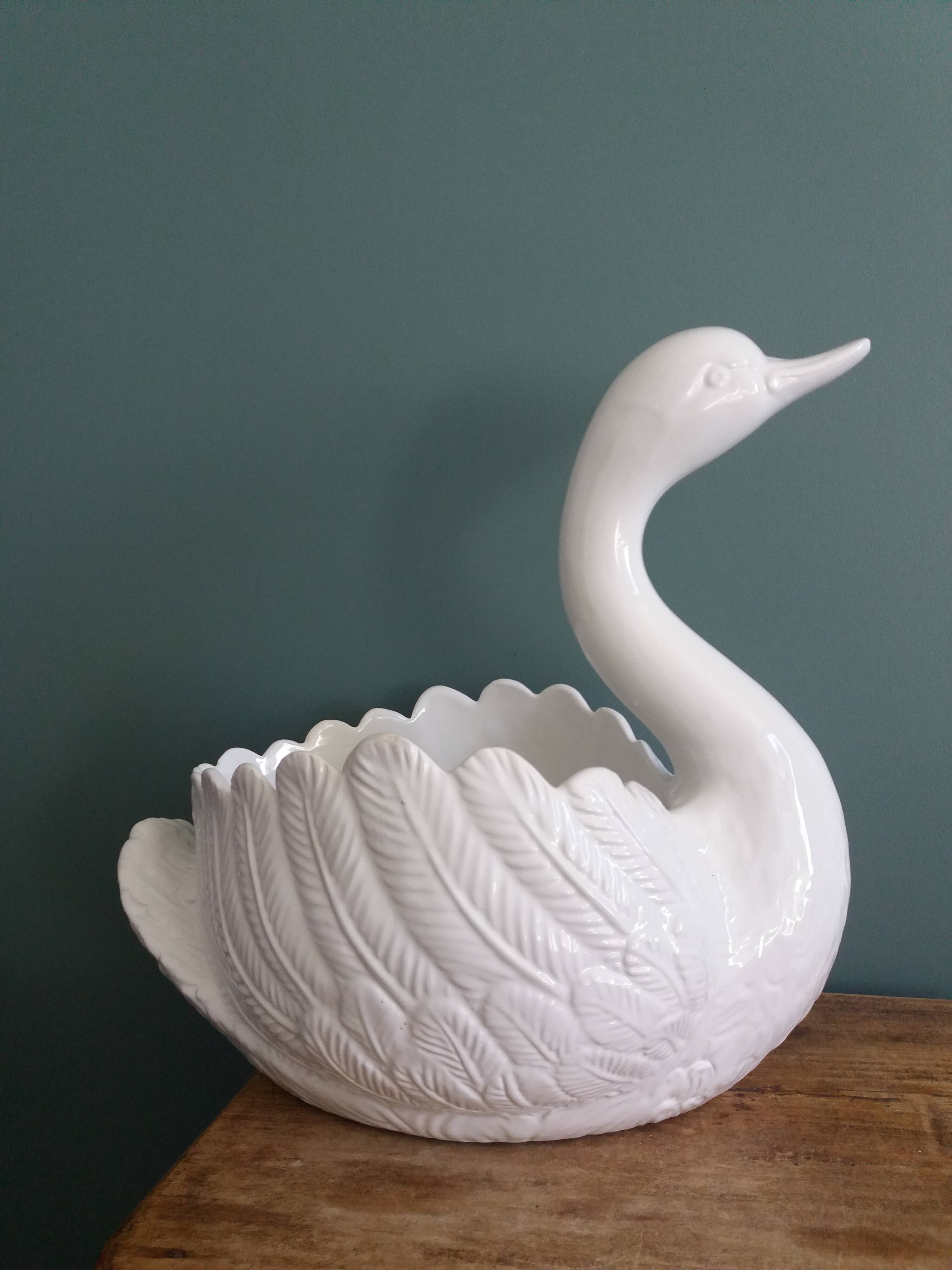 Swan planter pot 34 cm