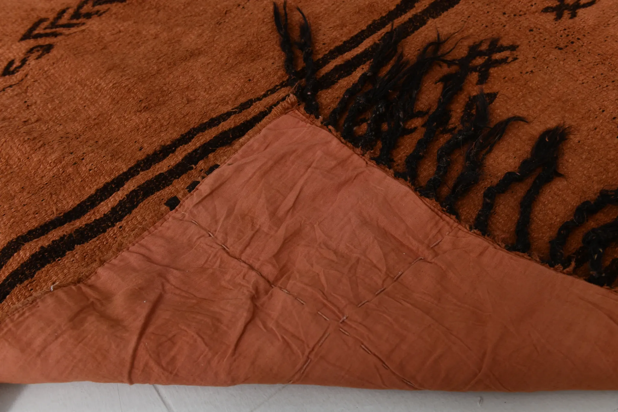 5x8 Terracotta & Black Vintage Kilim Rug, Handwoven Bohemian Bedroom Carpet